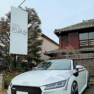 TT RS クーペ