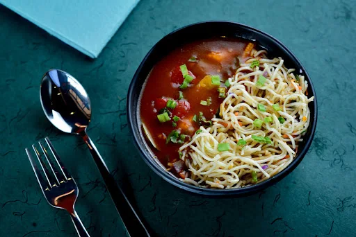 Chicken Chilli + Hakka Noodles