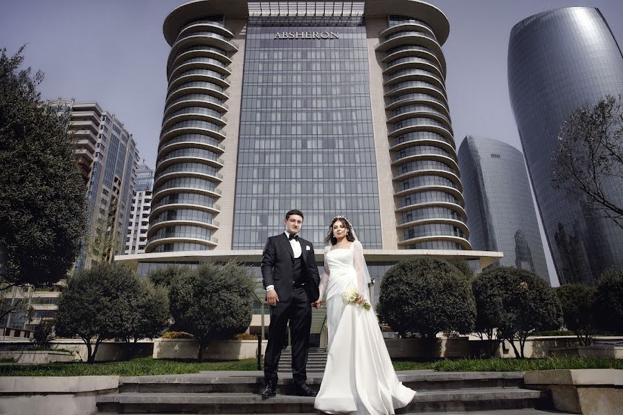 Wedding photographer Elbey Sadykhly (elbeysadixli). Photo of 13 April 2021