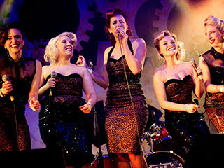 Elle & The Pocket Belles