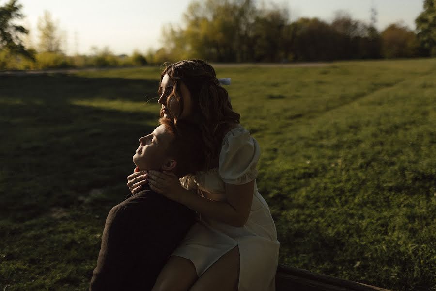 Fotografo di matrimoni Lolita Glyuza (glyuzalolita). Foto del 5 maggio 2023