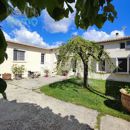 maison à Brives-sur-Charente (17)