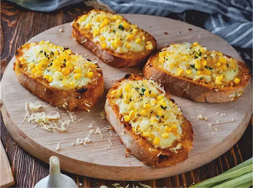 Cheese And Corn Garlic Bread [4 Pieces]