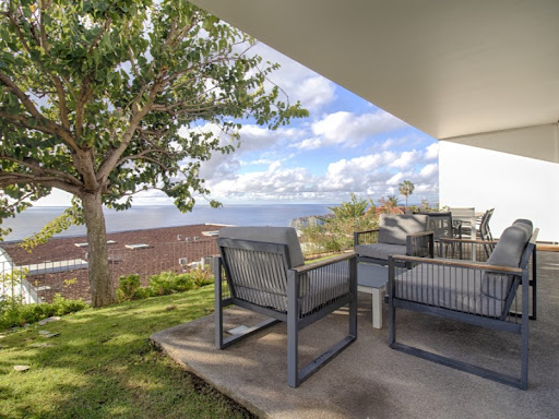 Maison contemporaine avec jardin et terrasse 2