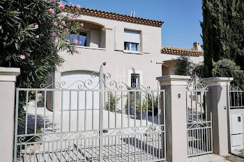 maison à Maussane-les-Alpilles (13)