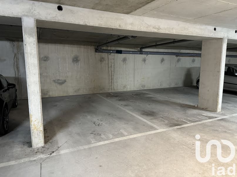 Vente parking  10 m² à Fleury-merogis (91700), 13 000 €