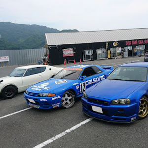 スカイライン ENR34