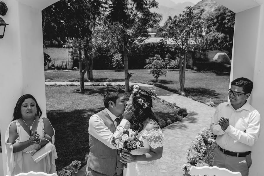 Fotógrafo de casamento Richard Maquito (richardmaquito). Foto de 14 de abril 2018