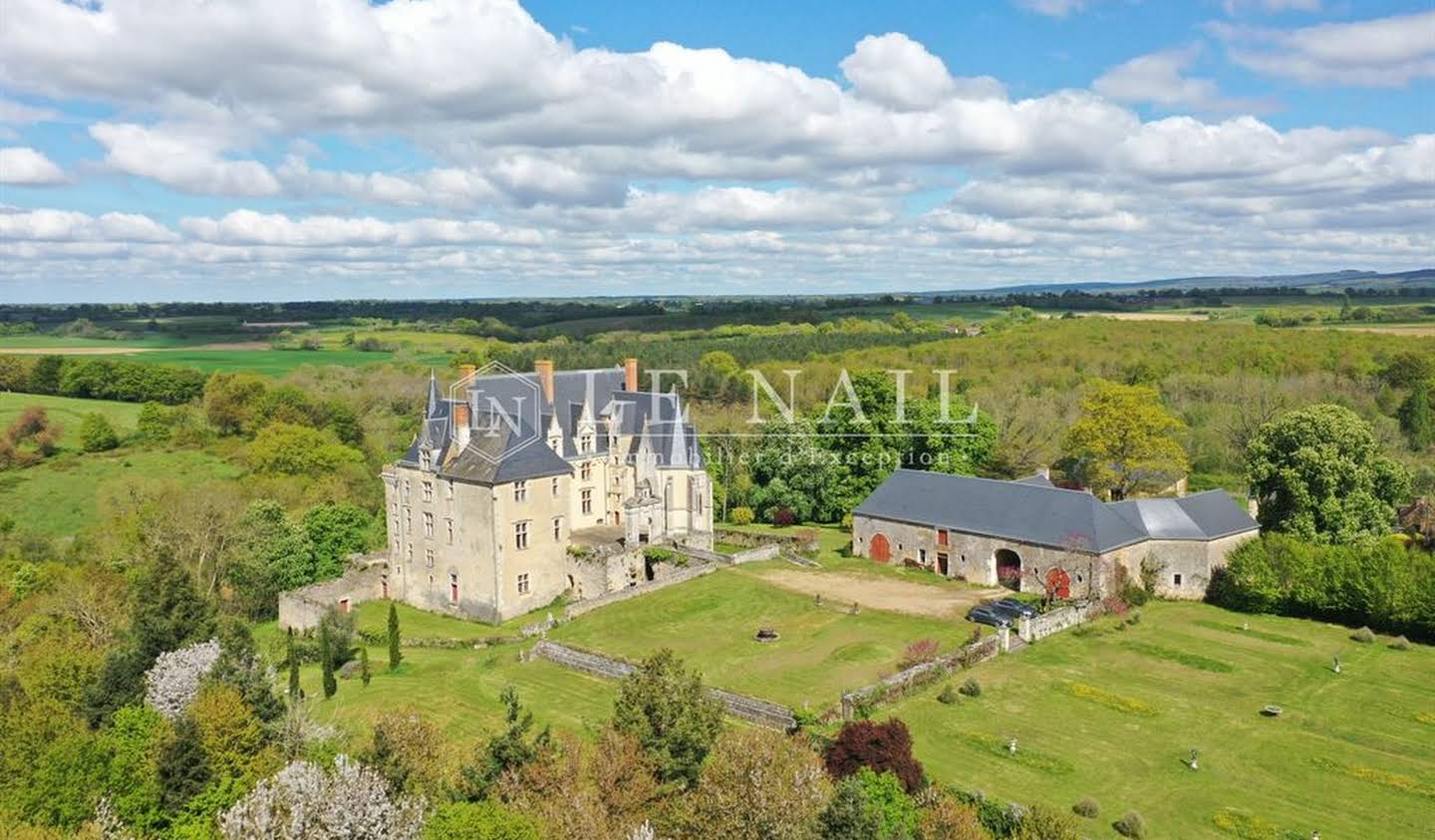 Castle Sable-sur-sarthe