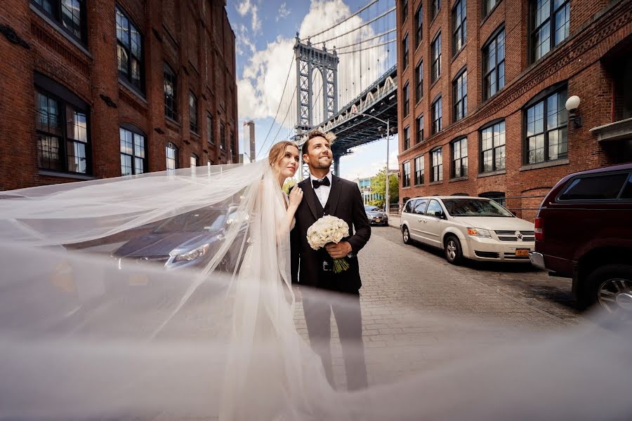 Fotógrafo de casamento Elena Yarmolik (leanahubar). Foto de 10 de julho 2019