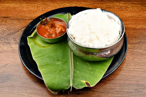 White Rice With Prawns Curry