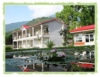 ������a���J