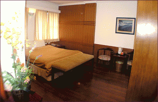 �����s��s�j����