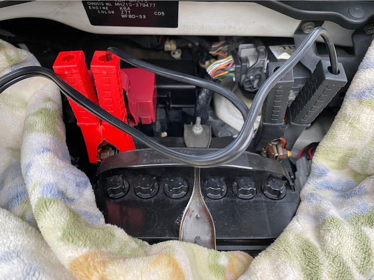 ワゴンRのバッテリー充電・寒いですねぇに関するカスタム事例の投稿画像2枚目