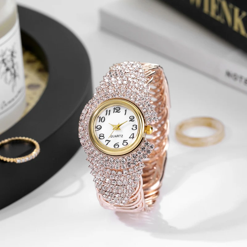 Fashionable All-match Casual Women's Quartz Watch for everyday wear. A versatile and stylish accessory that complements 