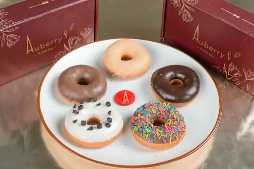 Assorted Glazed Donut Box (Buy 4 Get 2 Free) (Eggless)