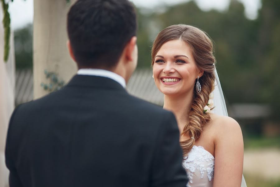 Fotógrafo de casamento Denis Bufetov (denisbuffetov). Foto de 25 de outubro 2016