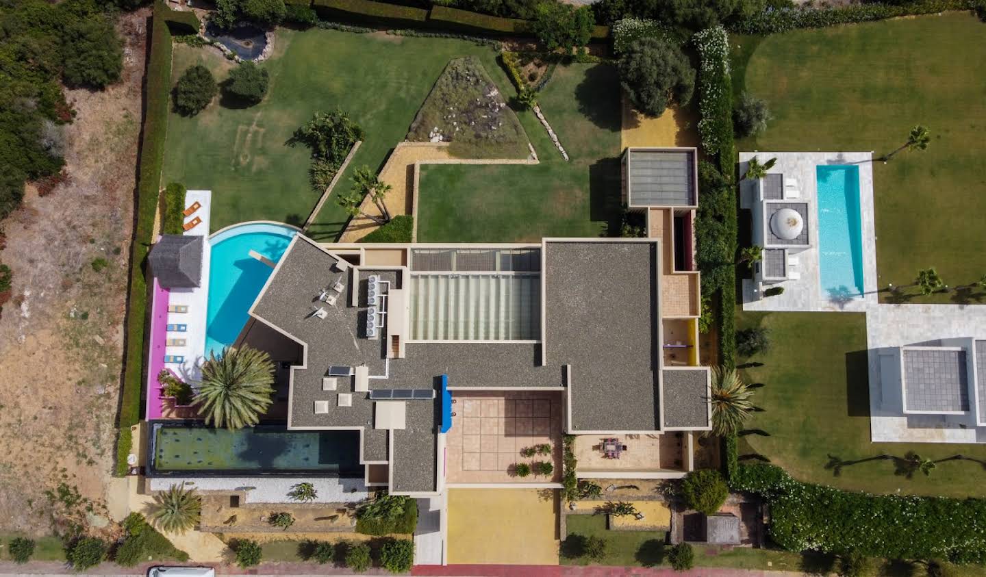 Villa with pool and terrace Sotogrande