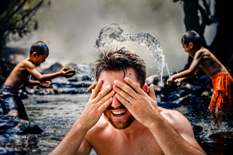 Fotograful de nuntă Flavius Partan (artan). Fotografia din 15 octombrie 2019