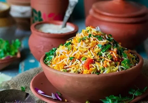 Vegetable Hyderabadi Dum Biryani