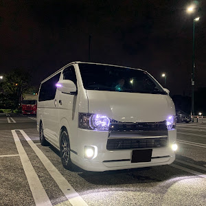 ハイエース