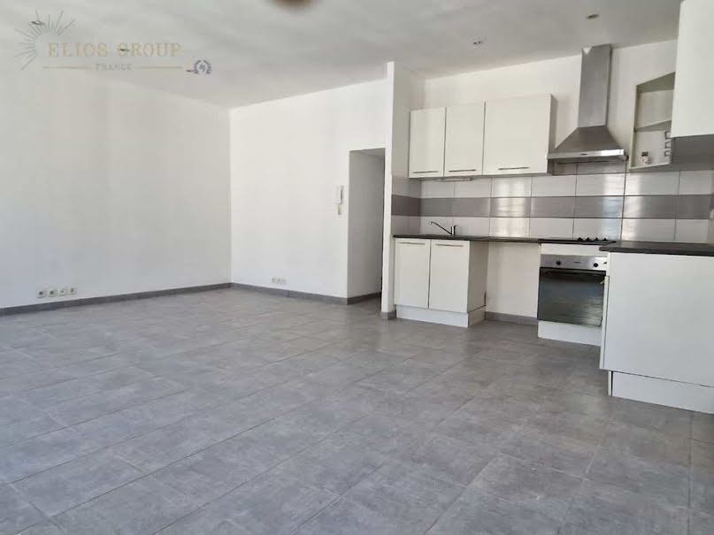 Location  appartement 5 pièces 77 m² à Brignoles (83170), 760 €