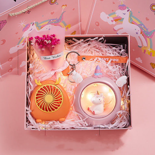 Title 19, Send Girls Girlfriends Creative Fan Set. A fun ...