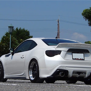 86