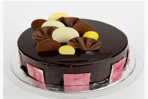 Chocolate Coin Cake [500 Grams] With 10 Red Roses Bunch