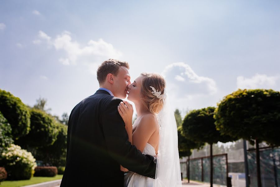 Fotógrafo de casamento Ekaterina Bondarcova (ady-art). Foto de 24 de fevereiro 2017