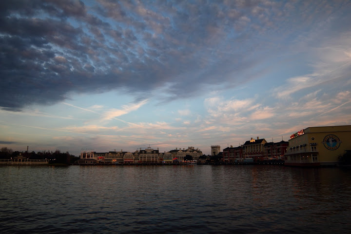 IMAGE: https://lh3.googleusercontent.com/_I2AP2oQcuVk/TUces6sETBI/AAAAAAAAC0U/kwuxFsACrto/s720/IMG_6052.PROCESSED.JPG