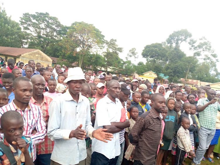 Youths and elders attend Osotsi's political rally at Mukhombe primary school on Sunday in Emuhaya sub-county.