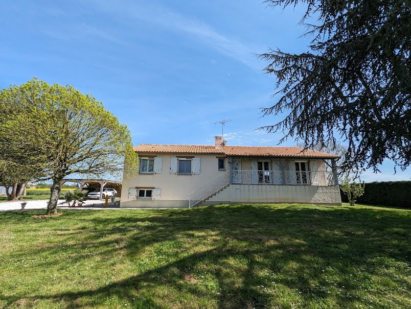 Vente maison 6 pièces 160 m² à Saint-Julien-l'Ars (86800), 300 000 €