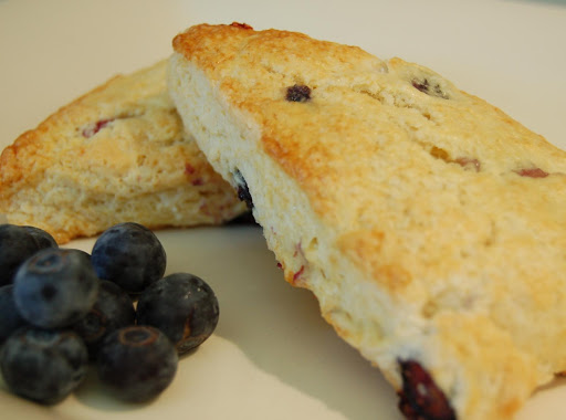 St.Gentian's Table Blueberry Scones