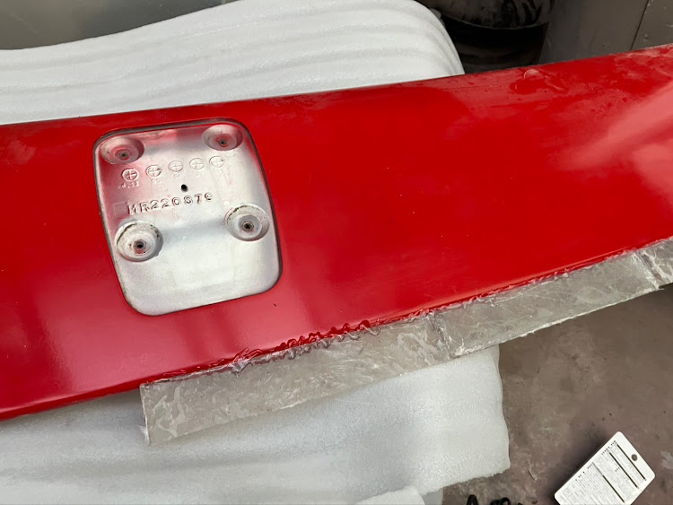 ランサーエボリューションのFRP大好き・備忘録的なやーつ・DIY・カーボンウイングに関するカスタム事例の投稿画像4枚目