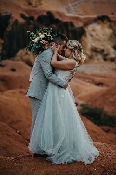 婚禮攝影師Kitti-Scarlet Katulic（theweddingfox）。2019 12月28日的照片