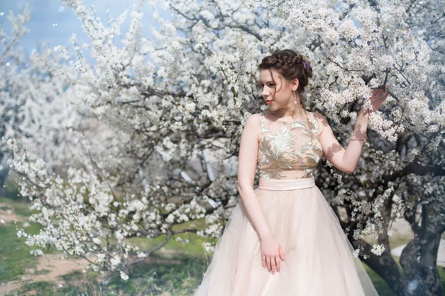 Photographe de mariage Viktoriya Avdeeva (vika85). Photo du 5 avril 2019