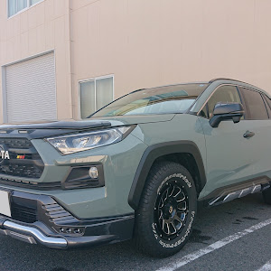 RAV4