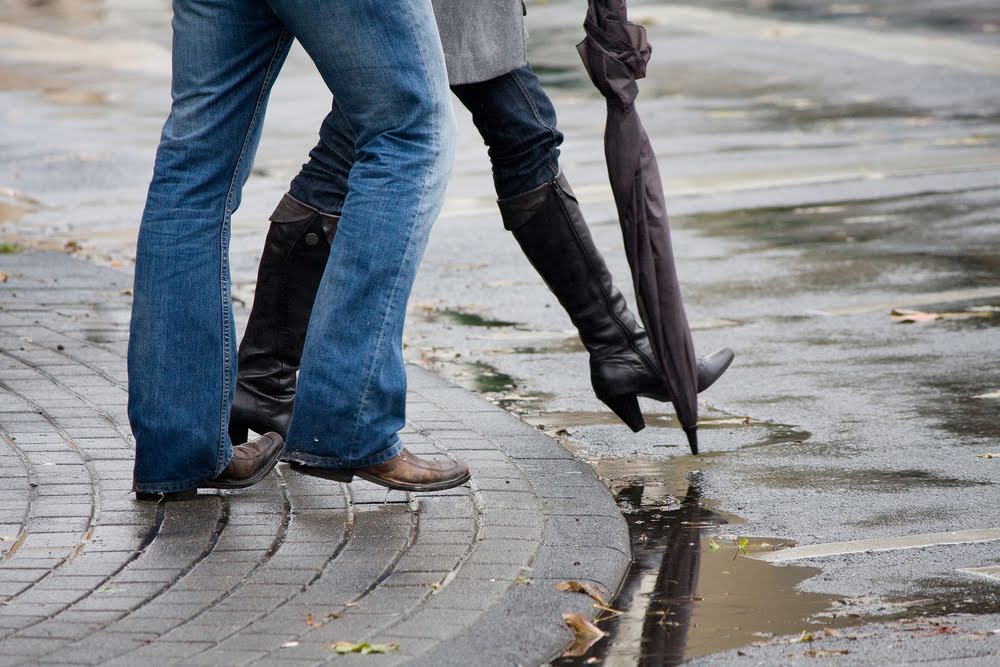 doorboren Verstelbaar Overtekenen Schoenmakerij Mario | Sleutelservice & nummerplaten | Sint-Truiden | 3 tips  om je schoenen waterdicht te maken