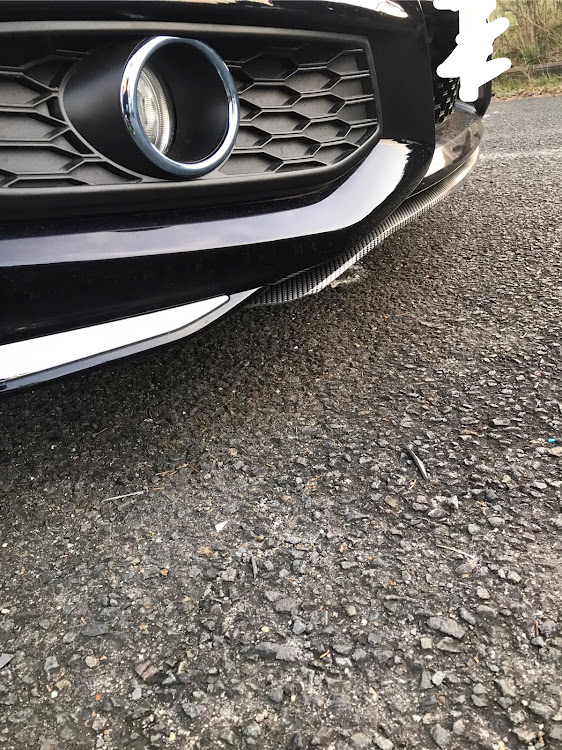 オデッセイのRC4オデッセイ・貧乏カスタム・カーボンリップスポイラー・失敗？に関するカスタム事例の投稿画像2枚目