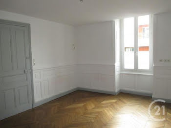 appartement à Aurillac (15)