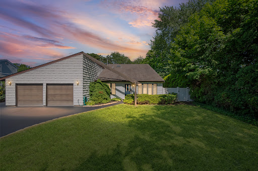 Maison contemporaine avec piscine et jardin 2