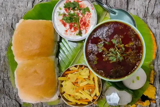 Dahi Misal Pav