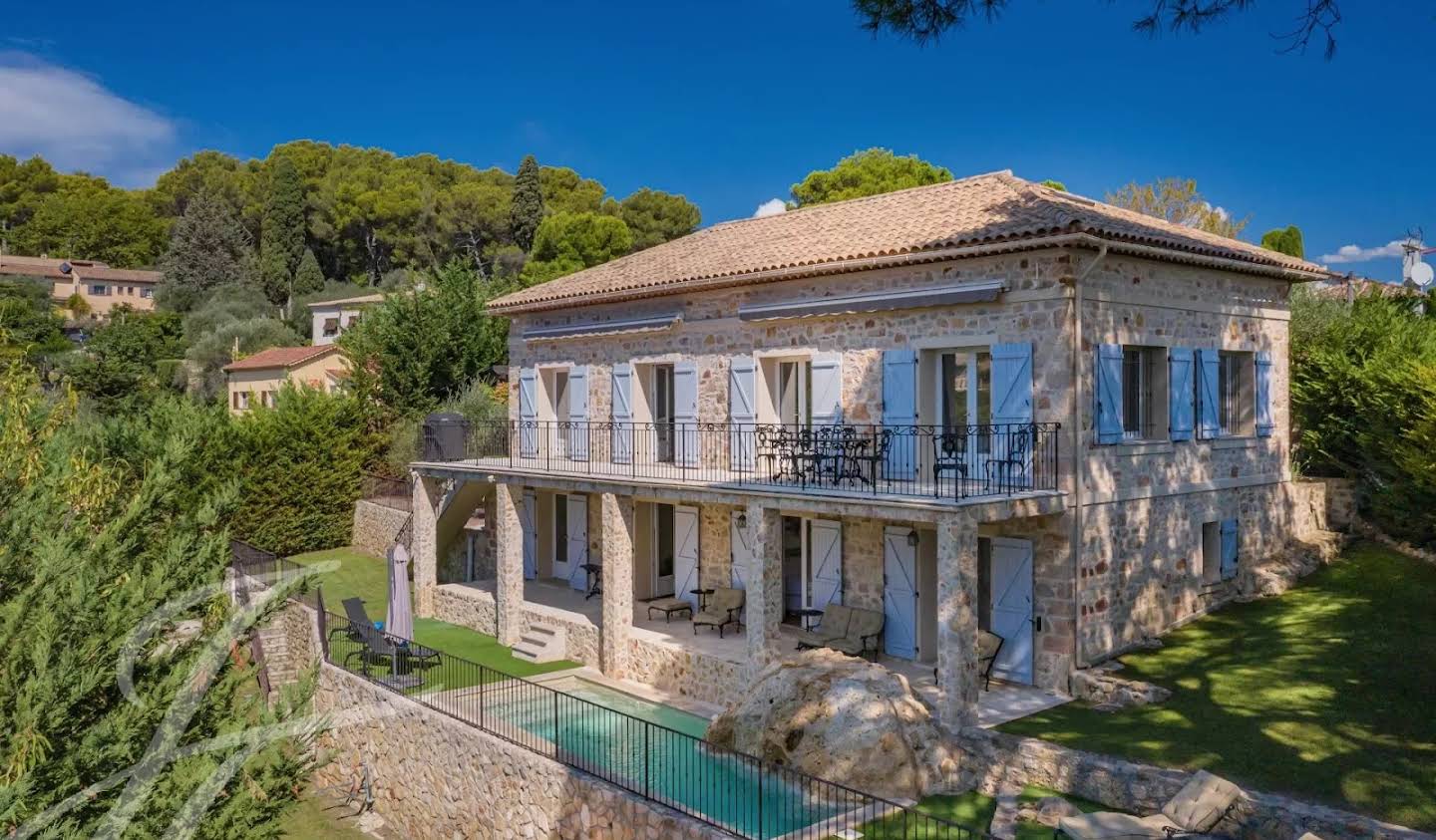 House with pool Mougins