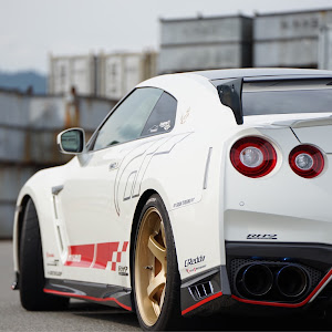 NISSAN GT-R R35