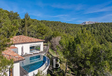 House with garden and terrace 1