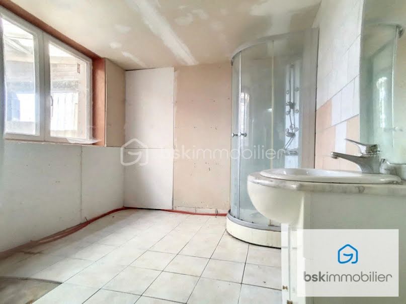 Vente maison 6 pièces 90 m² à Roeulx (59172), 59 000 €