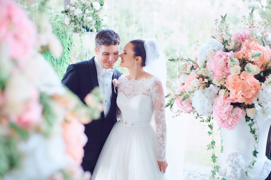 Fotografo di matrimoni Aleksey Sychev (absfoto). Foto del 1 ottobre 2016