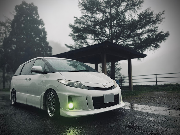 エスティマのGWの思い出・ドライブ・カールソン・5月もよろしくお願いしますに関するカスタム事例の投稿画像1枚目