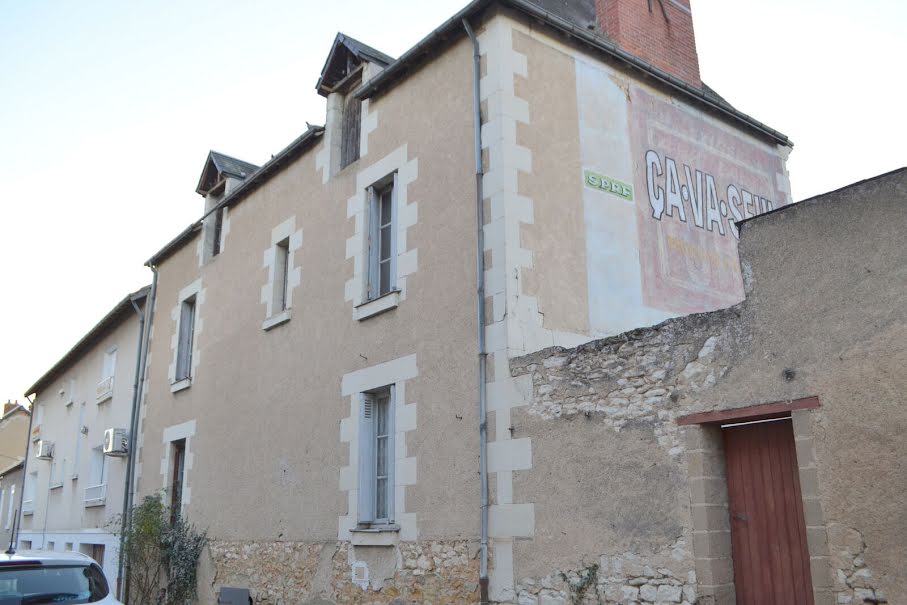 Vente maison 5 pièces 119 m² à Dangé-Saint-Romain (86220), 46 200 €